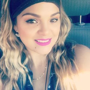 Meet your Posher, Janeth